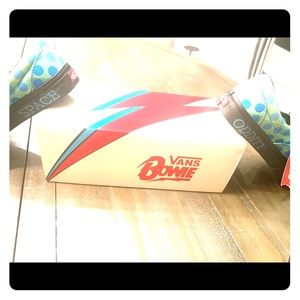 David bowie van women’s 8.5 men’s 7/multiple pairs